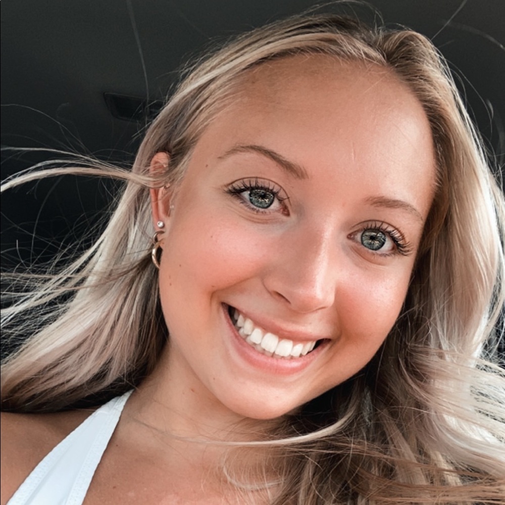 Meet your Posher, Hannah
